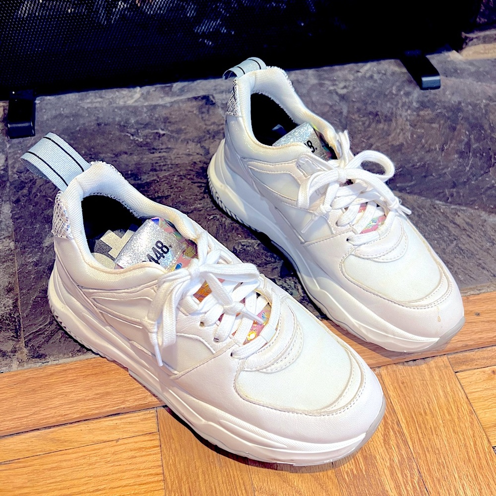 P448 Women’s Luke Sneaker size 37 white